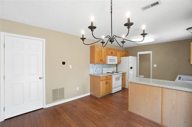 120 McDaniels Lane, Springboro, OH 45066