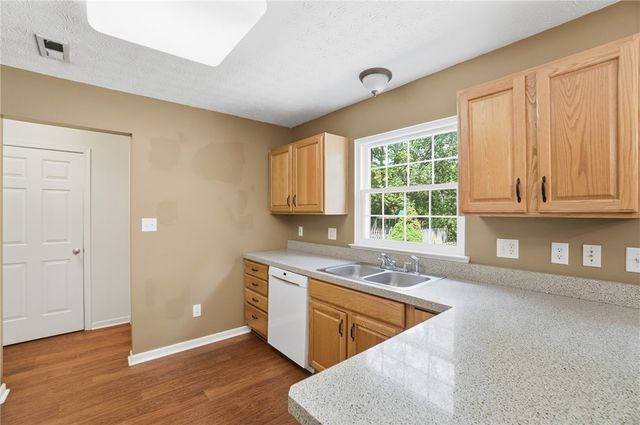 120 McDaniels Lane, Springboro, OH 45066