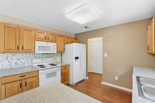 120 McDaniels Lane, Springboro, OH 45066