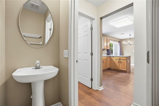 120 McDaniels Lane, Springboro, OH 45066