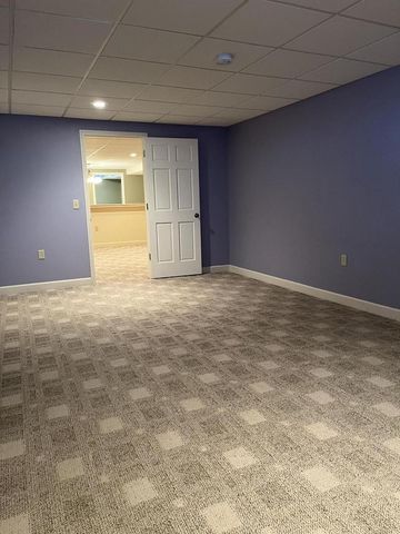 9215 W County Line ROAD, Milwaukee, WI 53224