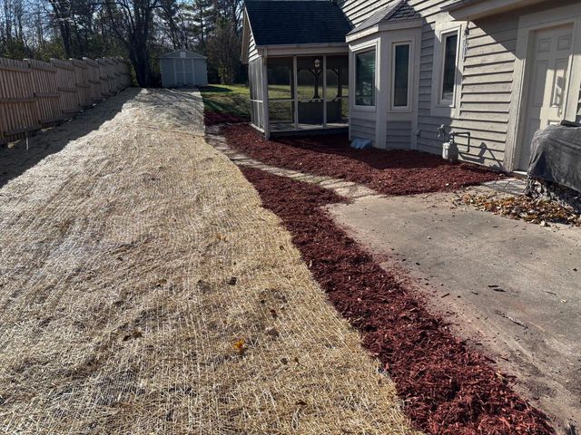 9215 W County Line ROAD, Milwaukee, WI 53224