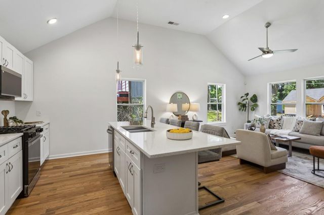 1078 Peeples Street SW, Atlanta, GA 30310