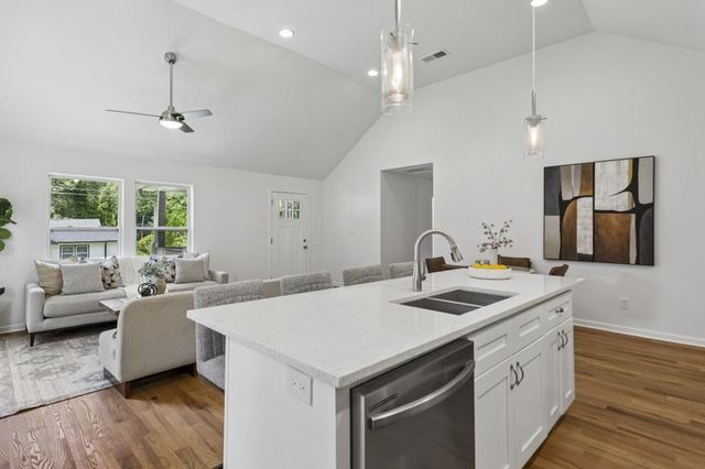 1078 Peeples Street SW, Atlanta, GA 30310