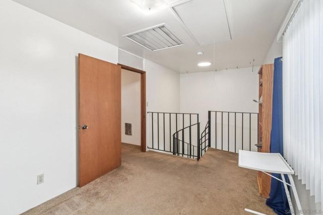 6233 Thorn, San Diego, CA 92115