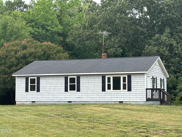 695 Layton Store Road, Castalia, NC 27816