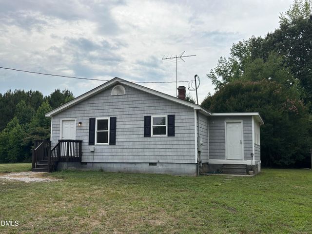695 Layton Store Road, Castalia, NC 27816