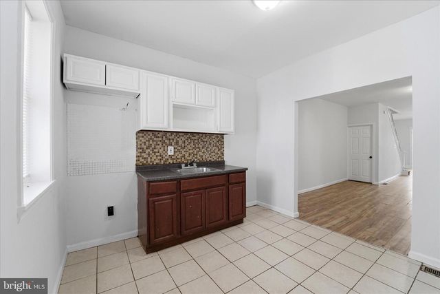 4009 BROWN ST, Philadelphia, PA 19104