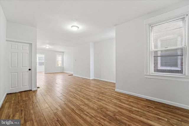 4009 BROWN ST, Philadelphia, PA 19104