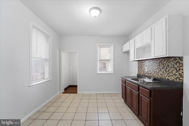 4009 BROWN ST, Philadelphia, PA 19104