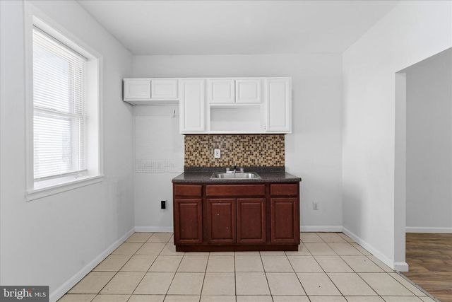 4009 BROWN ST, Philadelphia, PA 19104