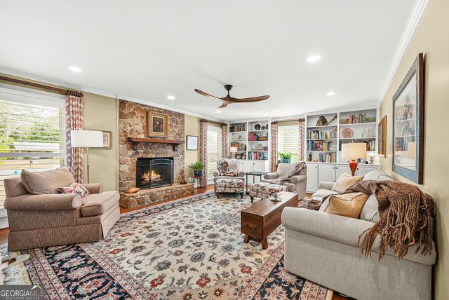 208 Larcom Lane, Griffin, GA 30224