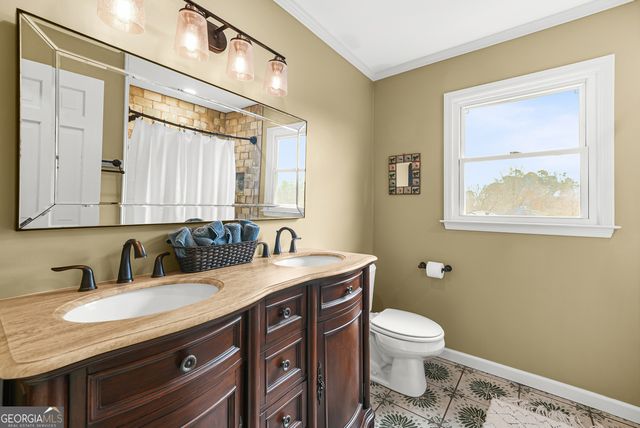 208 Larcom Lane, Griffin, GA 30224