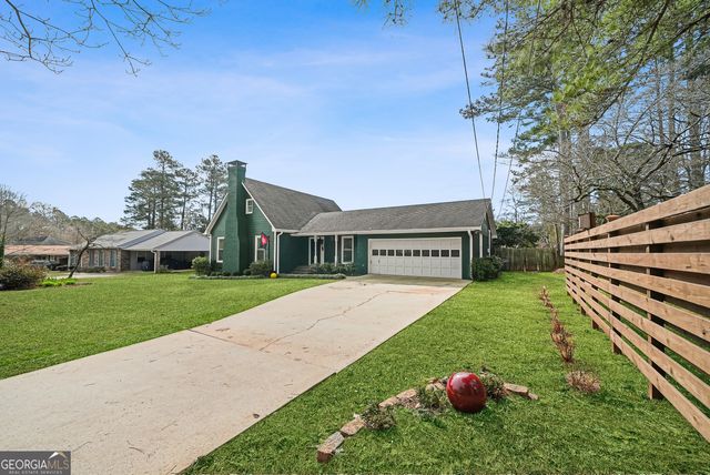 208 Larcom Lane, Griffin, GA 30224