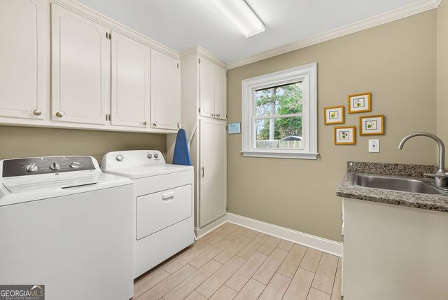 208 Larcom Lane, Griffin, GA 30224