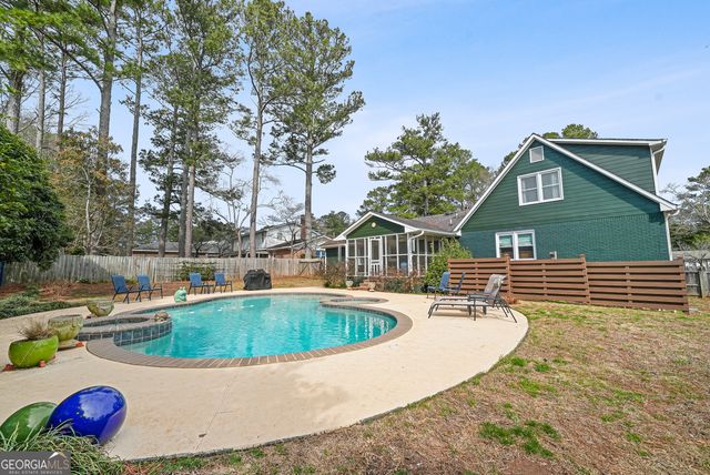 208 Larcom Lane, Griffin, GA 30224