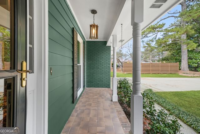 208 Larcom Lane, Griffin, GA 30224