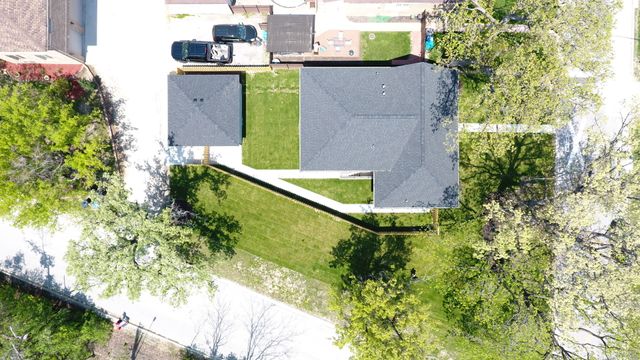 114 Oak Ridge Avenue, Hillside, IL 60162