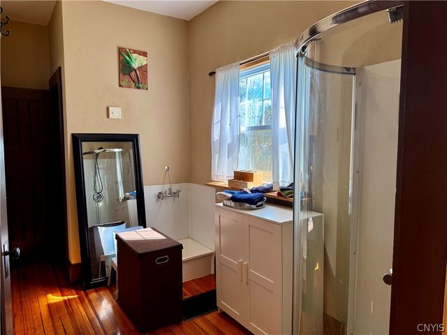 900 Lansing Street, Utica, NY 13501