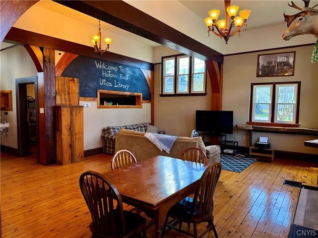 900 Lansing Street, Utica, NY 13501