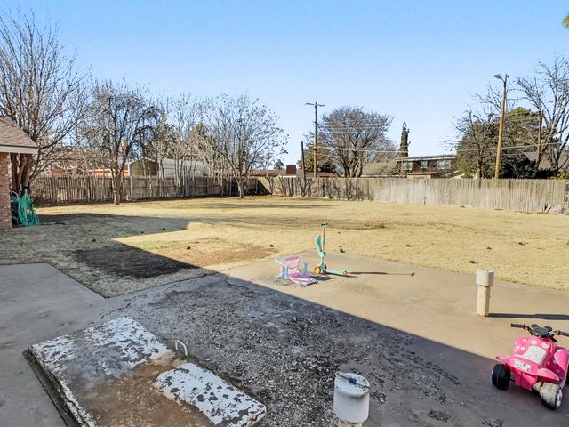 317 E 22nd Street, Littlefield, TX 79339