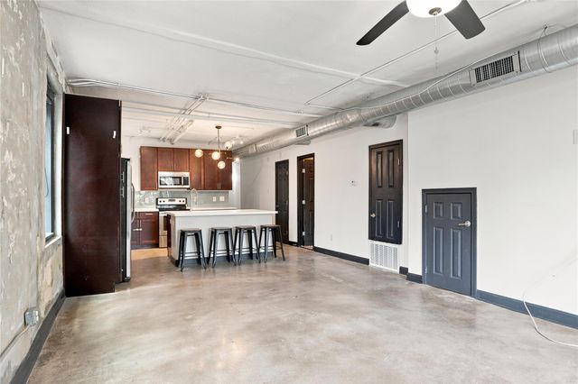 6825 Avenue C F, Houston, TX 77011
