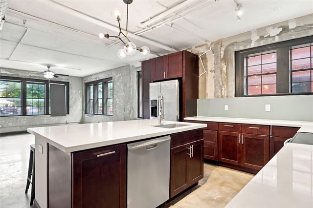 6825 Avenue C F, Houston, TX 77011