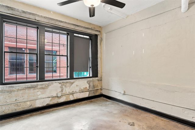 6825 Avenue C F, Houston, TX 77011