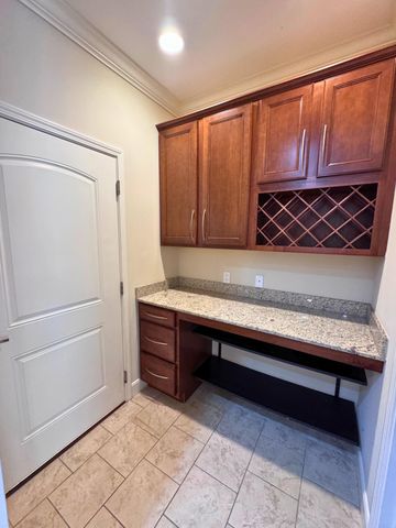 2416 BOULDER SPRINGS DR, Columbia, MO 65201