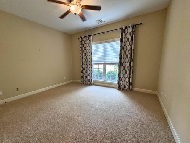 2416 BOULDER SPRINGS DR, Columbia, MO 65201