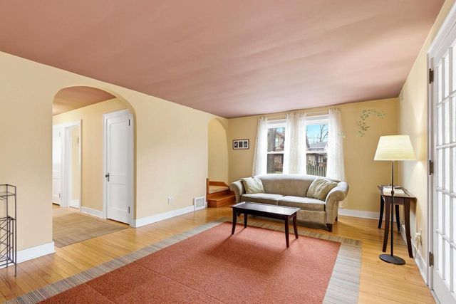 5801 Taft Street, Middleton, WI 53562