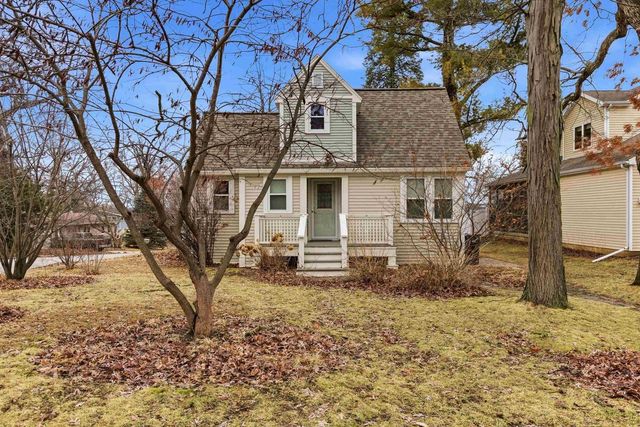 5801 Taft Street, Middleton, WI 53562