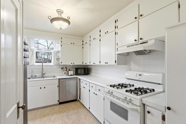 5801 Taft Street, Middleton, WI 53562