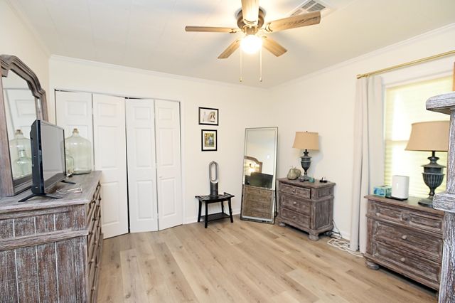 119 Napoleon Ave, Napoleonville, LA 70390