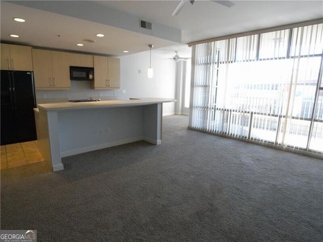 250 Park Avenue West NW 712, Atlanta, GA 30313