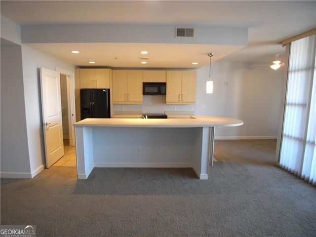 250 Park Avenue West NW 712, Atlanta, GA 30313