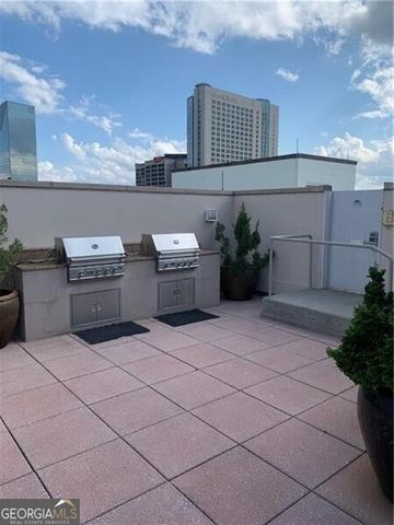 250 Park Avenue West NW 712, Atlanta, GA 30313
