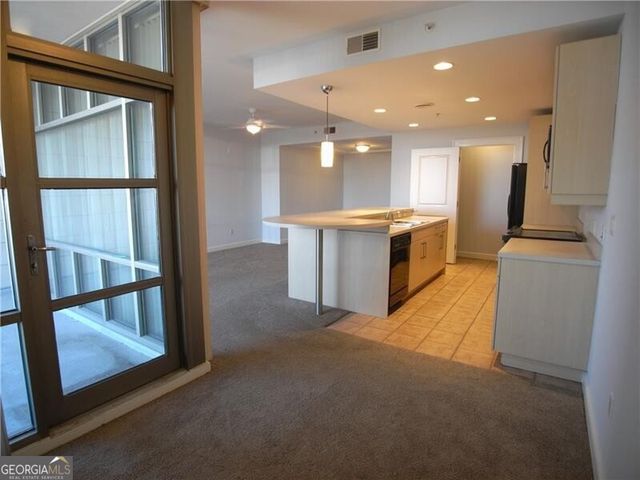 250 Park Avenue West NW 712, Atlanta, GA 30313