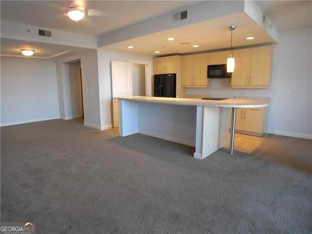 250 Park Avenue West NW 712, Atlanta, GA 30313