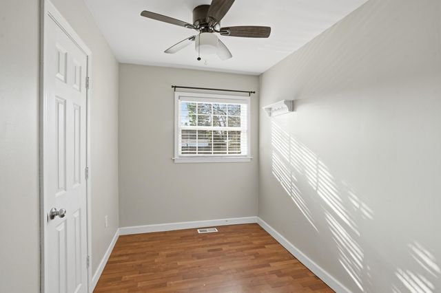 316 Oak Circle, Crown Point, IN 46307