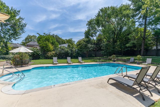 105 Leake Ave Apt 93, Nashville, TN 37205