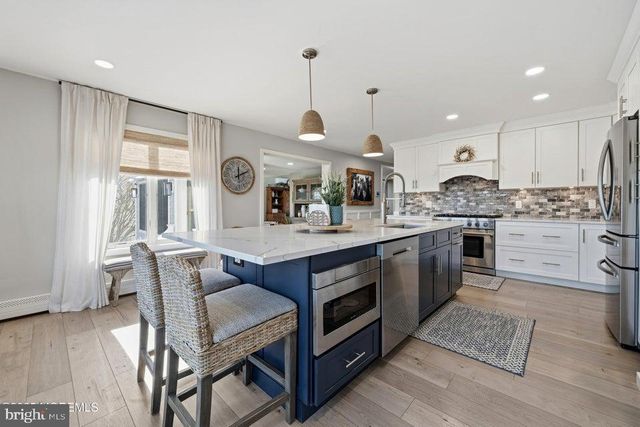 1210 SKIMMER CT, Forked River, NJ 08731