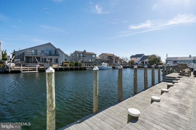 1210 SKIMMER CT, Forked River, NJ 08731