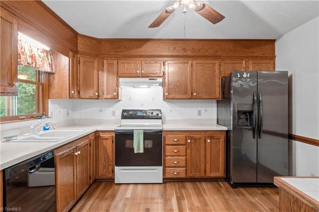 6875 Vance Road, Kernersville, NC 27284