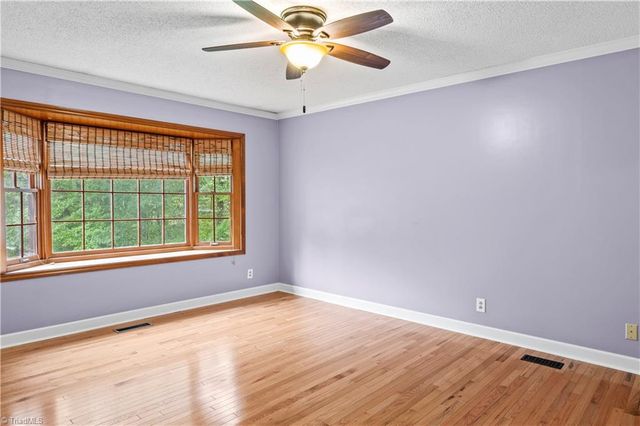 6875 Vance Road, Kernersville, NC 27284