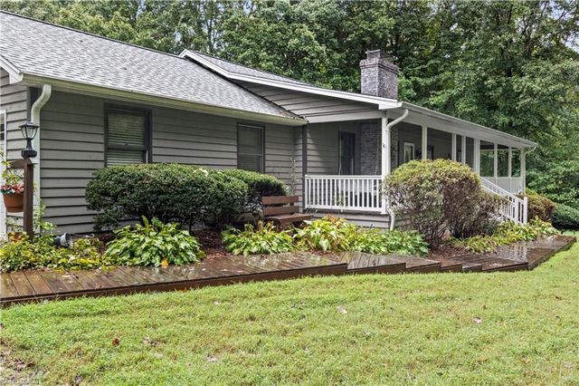 6875 Vance Road, Kernersville, NC 27284