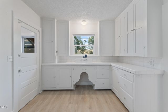 429 S Grape Street, Medford, OR 97501