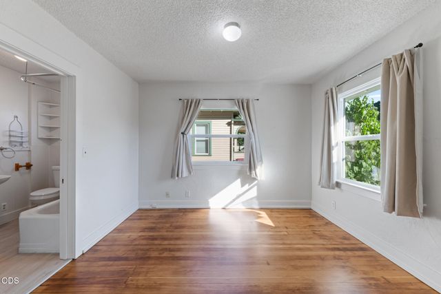 429 S Grape Street, Medford, OR 97501