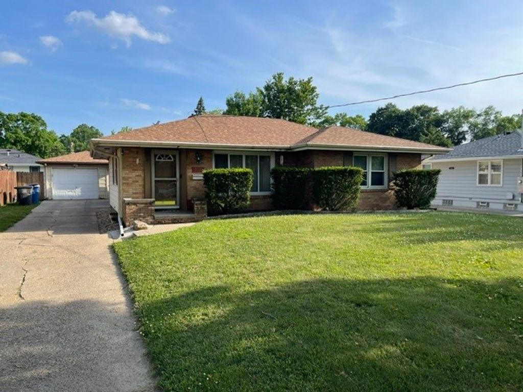 3018 Shawnee Avenue, Des Moines, IA 50310