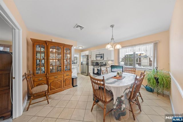 37-1 Tamaron Drive, Waldwick, NJ 07463